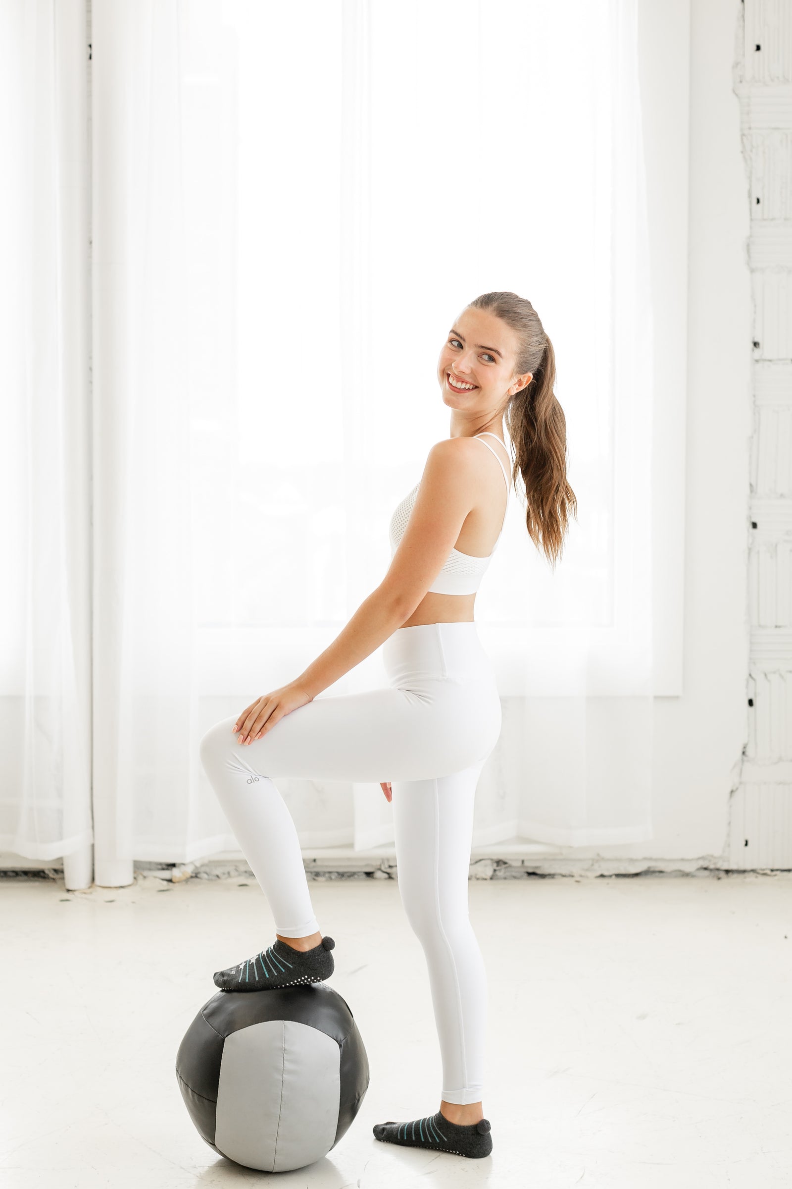 Pom Pom Be Bold Grip Socks (Sirius)