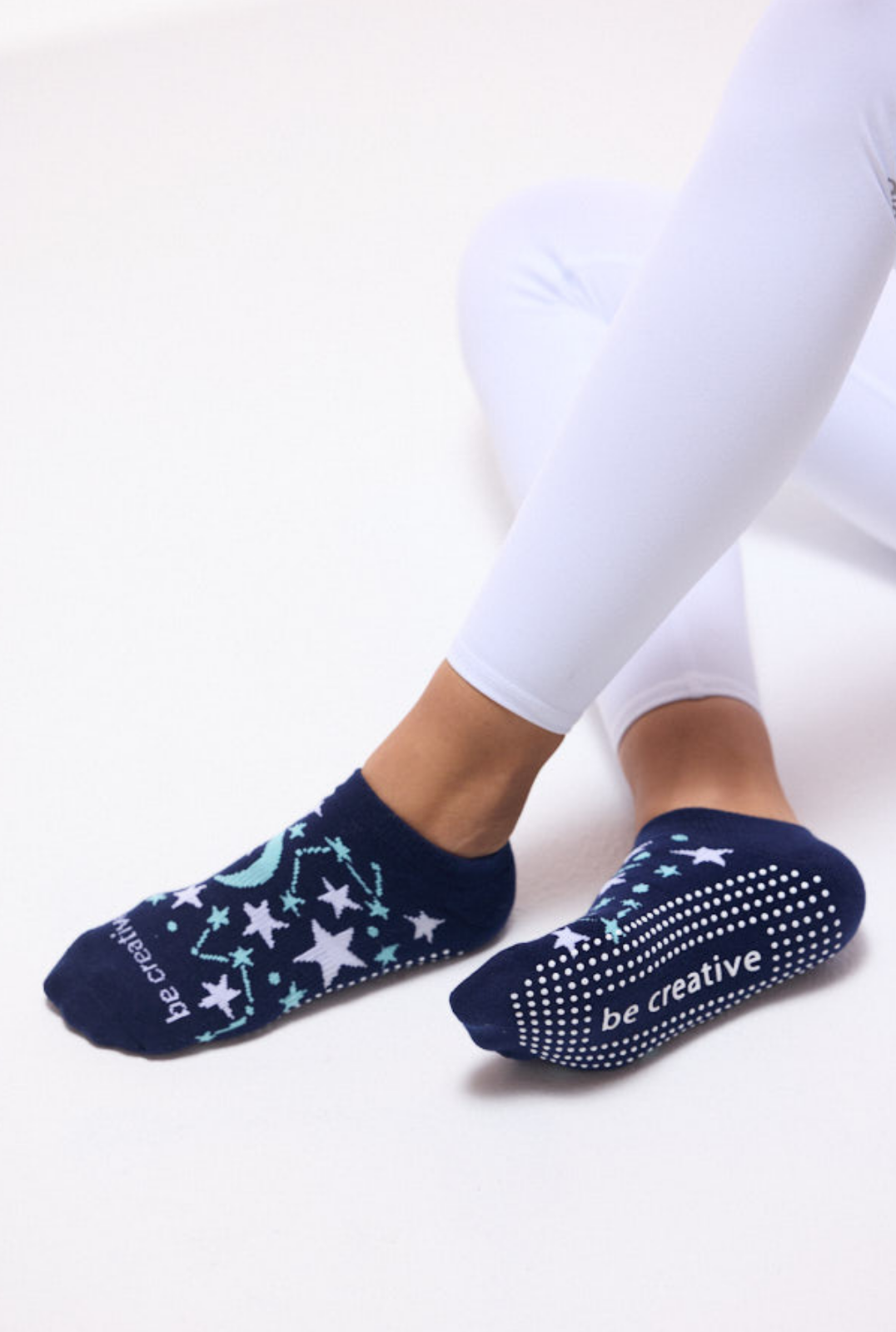 Be Creative Celeste Grip Socks (Midnight)