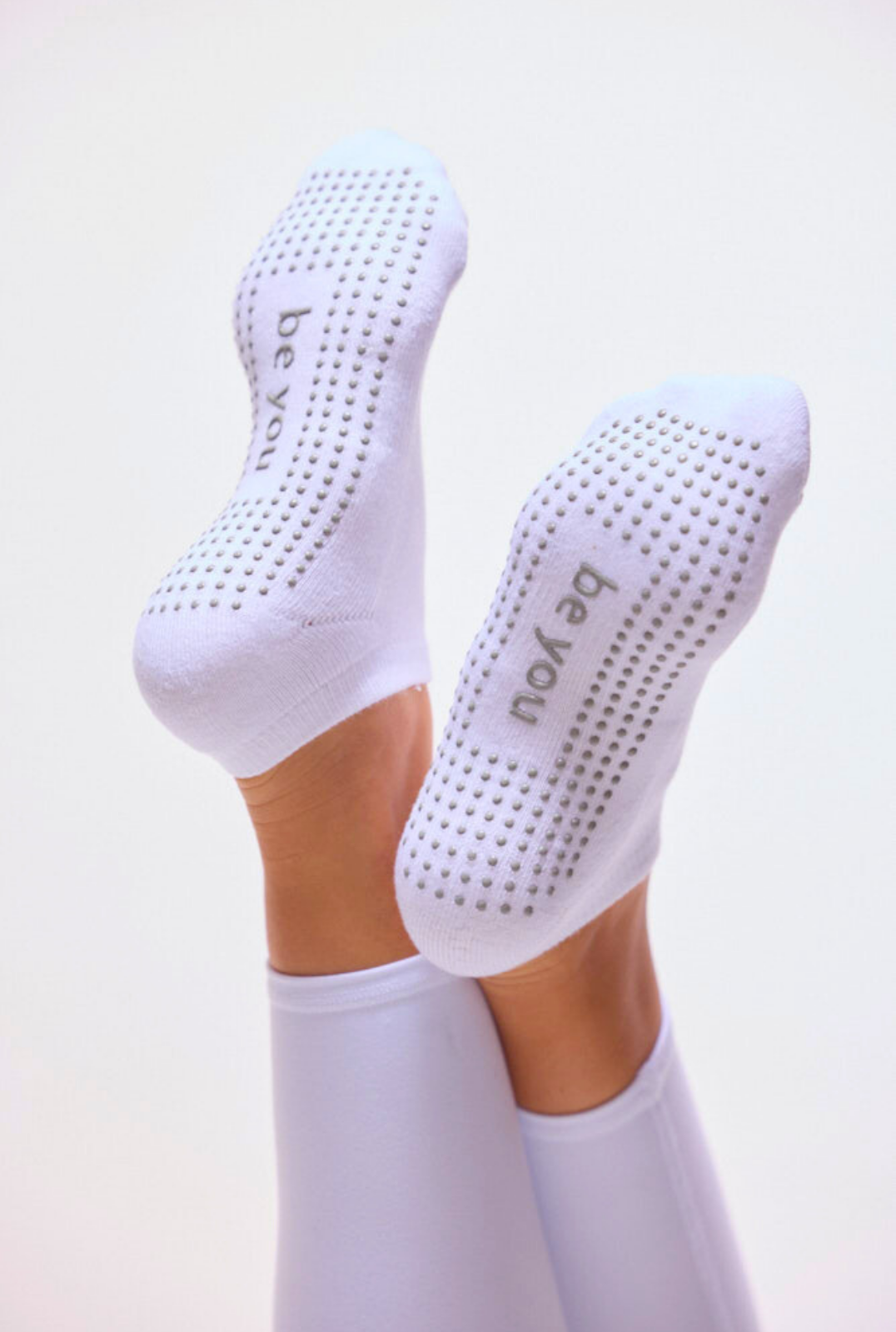 Be You Grip Socks (White/Grey)