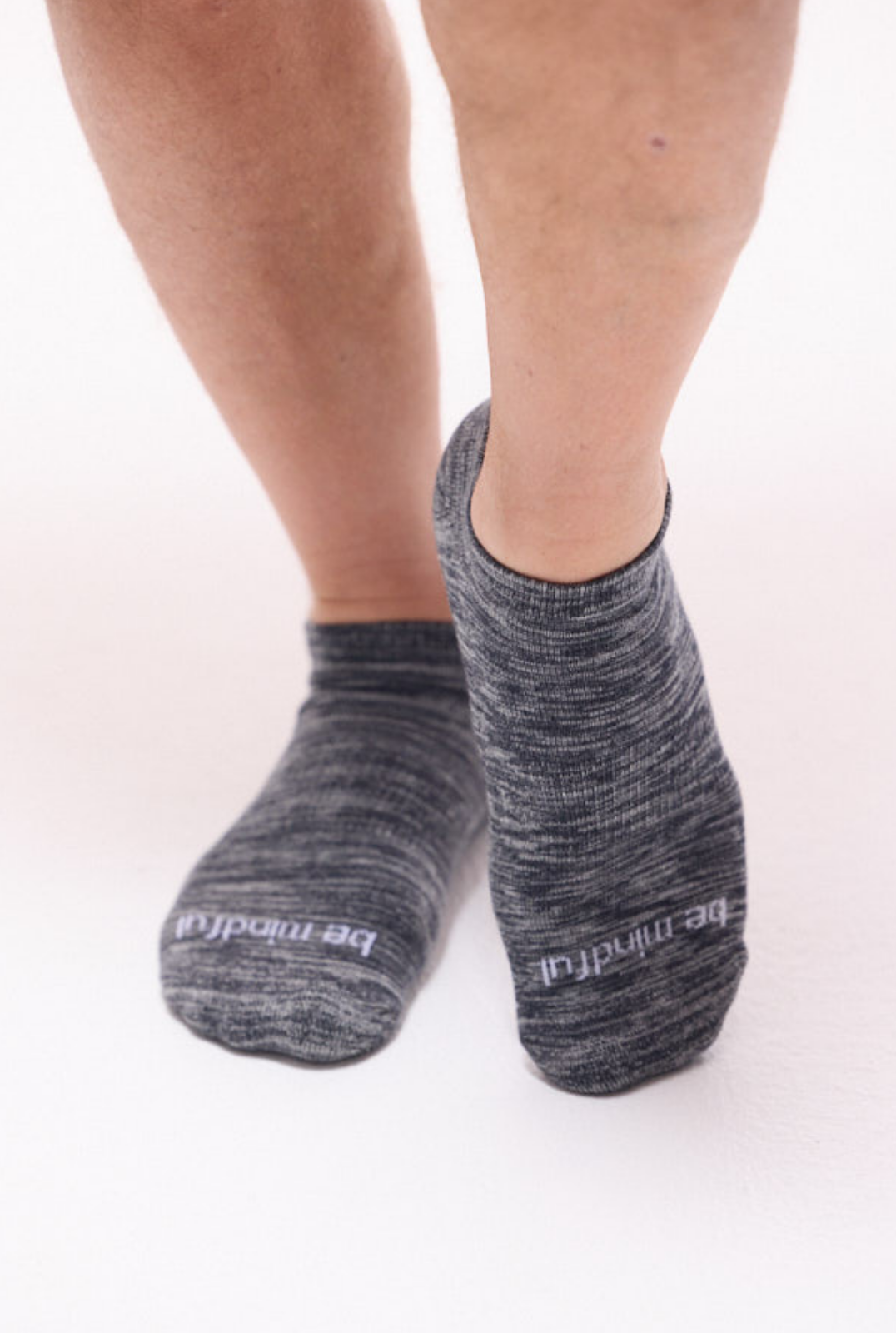 Mens Be Mindful Marbled Grip Socks (Drums)